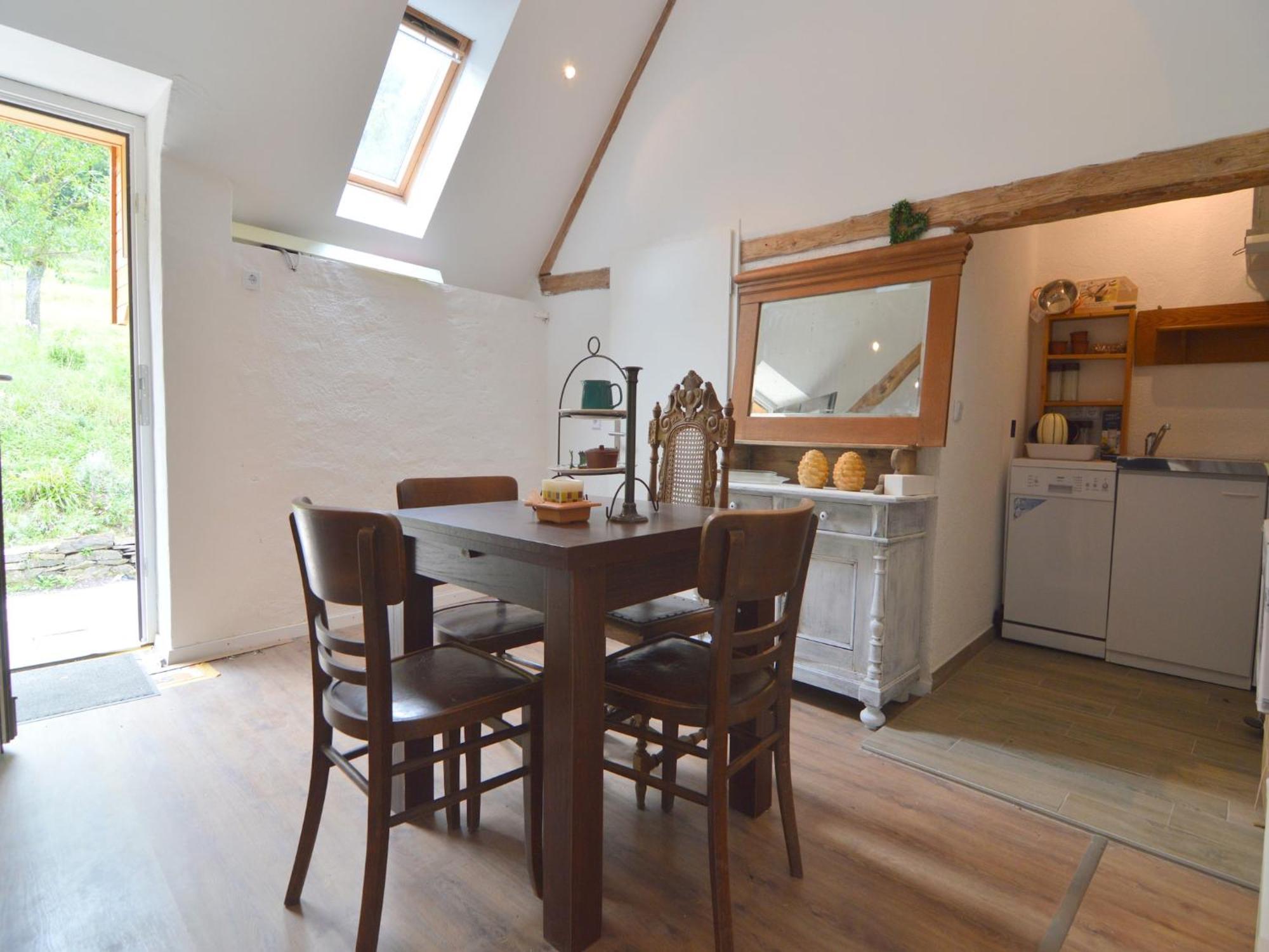 Cozy Apartment In Immerath With Fishing Near Экстерьер фото